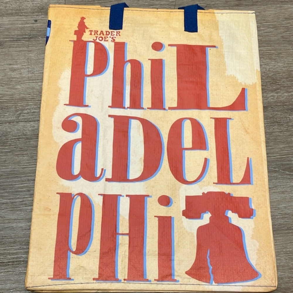Trader Joe’s reusable city bags NWT Philadelphia
